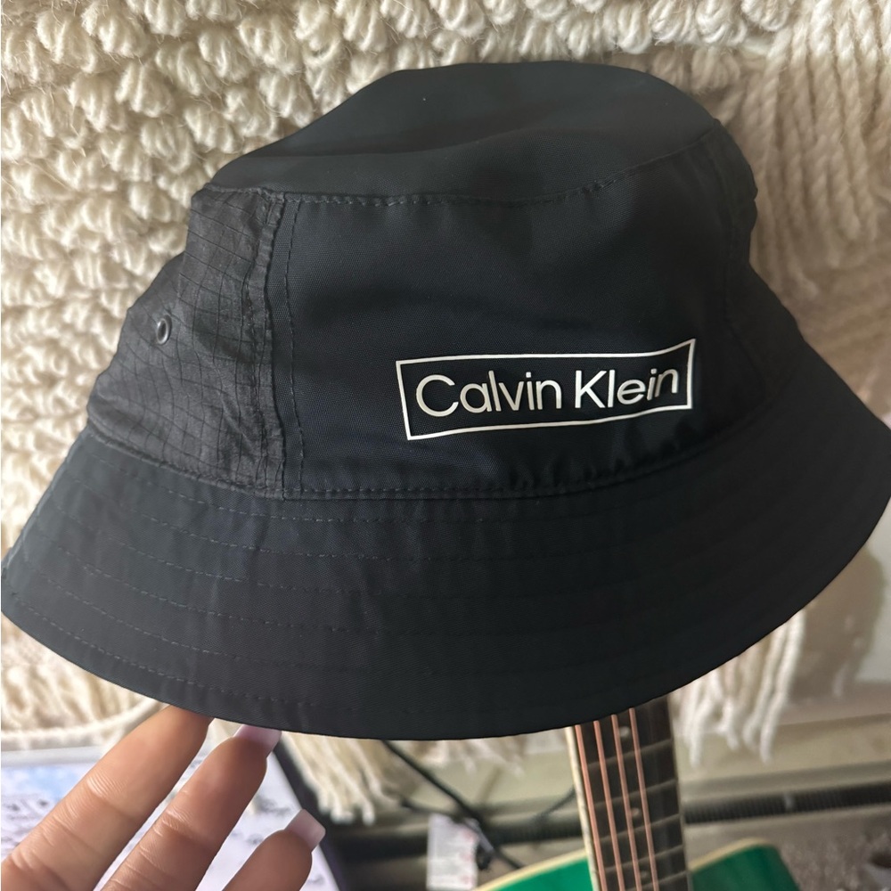 Calvin Klein Bucket Hat